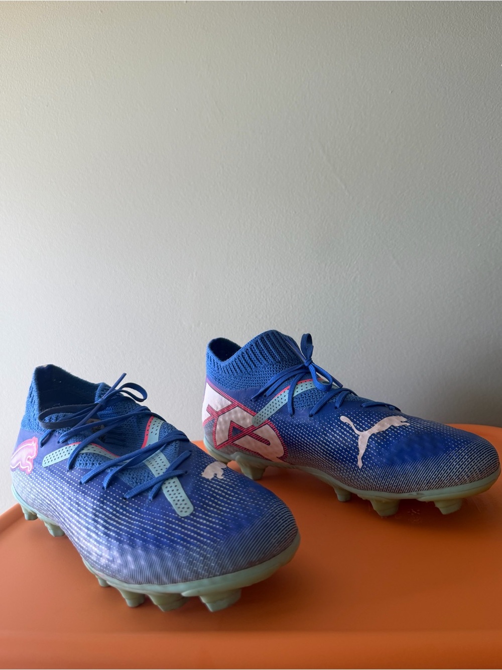 Kids Puma Future 7 Ultimate low Soccer Cleats - Picture 2 of 4